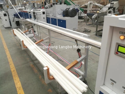 خط تولید لوله های پلاستیکی CPVC Pvc 75 - 250mm