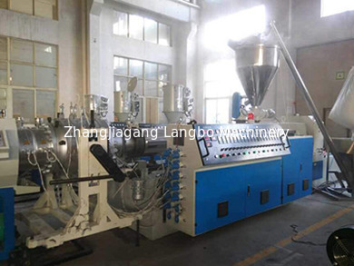 55KW PVC خط اکستروژن لوله های الکتریکی 20 - 110mm سرعت بالا