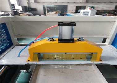 350 کیلوگرم/ساعت ظرفیت ماشین پی وی سی Extruder برای خط تولید پروفایل پلاستیکی با مواد خام افزونه های PVC