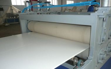 ماشین آلات تولید پلاستیک خروجی بالا، دستگاه آسانسور WPC Foam Board