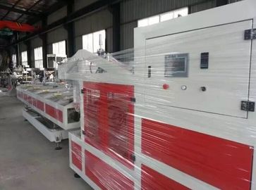 دستگاه برش لوله های پلاستیکی کاملاً خودکار آنلاین PP PE PVC با سیستم حمل