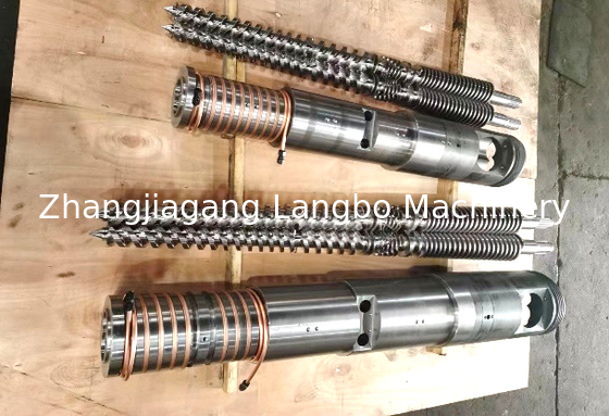 دستگاه ساخت لوله های رشته ای الکتریکی پلاستیکی PVC / خط اکستروزون / خط تولید