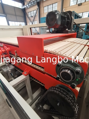 خط تولید صفحه پنجره های PVC دستگاه تولید صفحه PVC 1200mm خط تولید صفحه سقف PVC با ماشین دستی خودکار