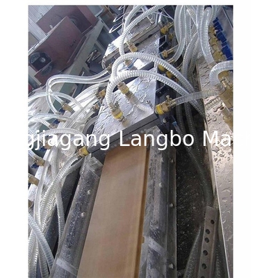 WPC Decking Flooring Post Composite Profile Rail Extrusion تولید خط تولید ماشین ساخت