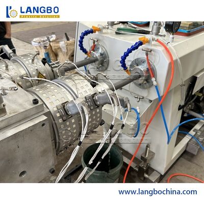 ماشین اتوماتیک دو پیچ لوله های PVC، خط تولید لوله های PVC