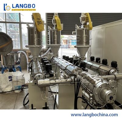 خط اکستروژن چند لایه Ppr Pipe 16mm - 63mm 180kg / H زیمنس PLC