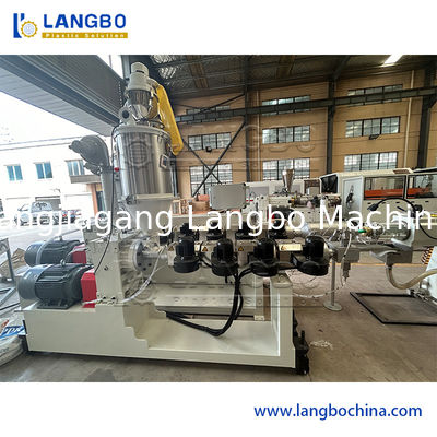 خط اکستروژن لوله PPR با قطر بزرگ با سرعت تولید 12m / min و کنترل PLC SIEMENS