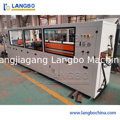 خروجی خروجی PVC پروفیل اکستروژن خط 300MM اندازه مشخصات 250KG / H ظرفیت