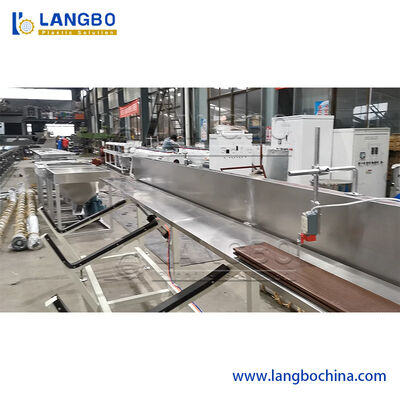 آسان اکسترودر WPC پروفیل اکستروژن خط مصرف کم انرژی