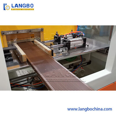 آسان اکسترودر WPC پروفیل اکستروژن خط مصرف کم انرژی