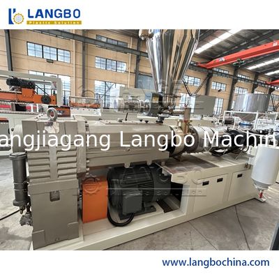 PVC / WPC مشخصات اکستروژن خط زیمنس موتور دو پیچ طراحی