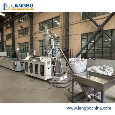PVC / WPC مشخصات اکستروژن خط زیمنس موتور دو پیچ طراحی