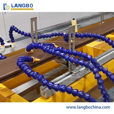 PVC / WPC مشخصات اکستروژن خط زیمنس موتور دو پیچ طراحی