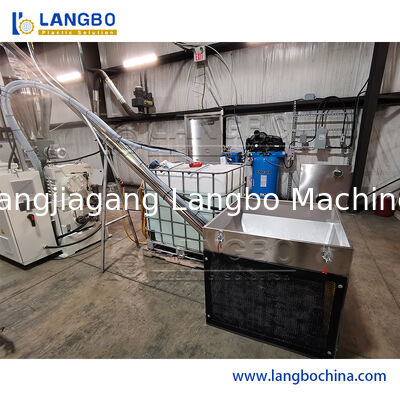 55/110 مخروط دو پیچ Extruder PVC پروفایل خط اکستروژن برای 1180mm کابل Trunking با 22KW قدرت موتور