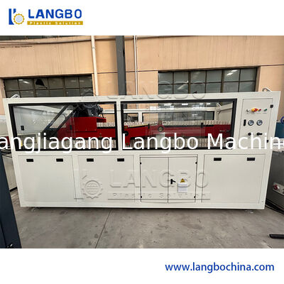 پلاستیک با کیفیت بالا PVC پروفایل فوم شده Extruder WPC بیوه ها درب فریم کف PP PE PC خط تولید باند مهر و موم سوراخ