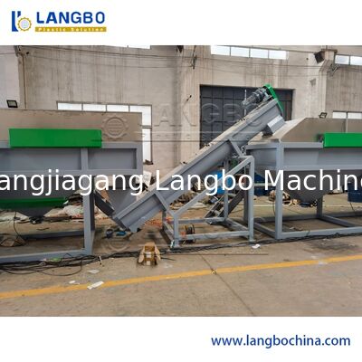 دستگاه گلوله سازی فیلم پلاستیکی مرطوب / خط دانه بندی کیسه های مرطوب PE PP