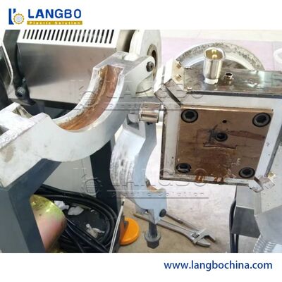 دستگاه تولید پروفیل اکستروژن روکش دار دو رنگ پلی کربنات (PC) / PMMA / لامپ LED / پوشش لوله / قاب عکس PS