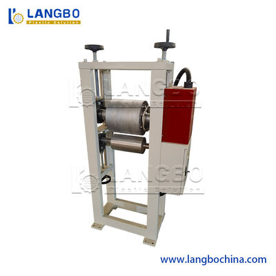 WPC پروفایل هیئت مداری Extruder چوب پلاستیک ترکیبی پنجره درب قاب سقف دیوار پانل کف حصار سیم بندی پی سی برگهای توخالی دستگاه تولید اکستروزن