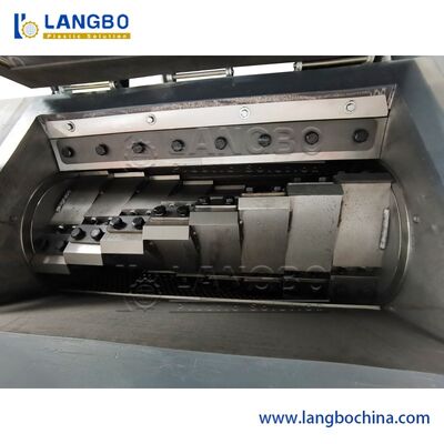 بهترین ظرفیت تولید بزرگ ساخته شده در چین تولید حرفه ای فلز برای فروش ماشین شکن پلاستیکی