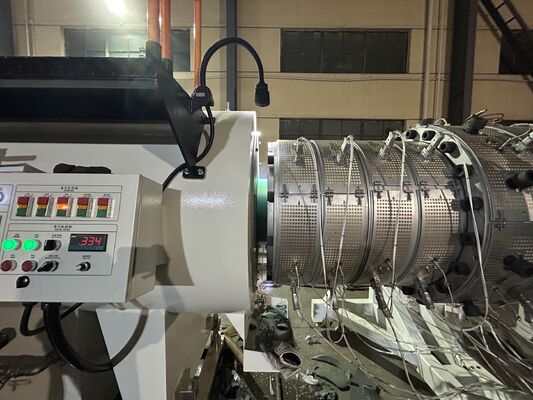 SJSZ92/188 800KG / Hight Capacity Extruder 180-710mm ماشین ساخت پلاستیک UPVC