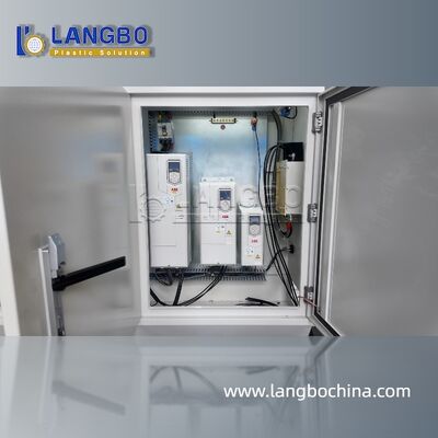 خط اکستروژن پروفیل PVC. کنترل دقیق مناسب برای کاربردهای مختلف