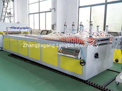 1180MM خط تولیدی تخت گسترده PVC با خروجی بالا