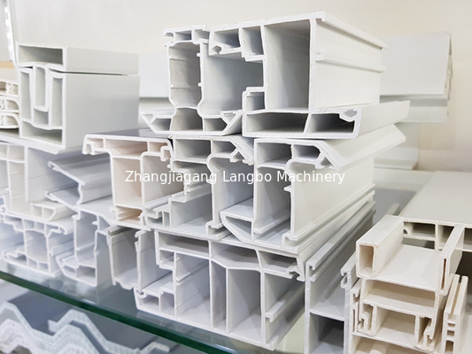 ماشین اکستروزونی بهینه شده برای هندسه های پیچیده پنجره PVC